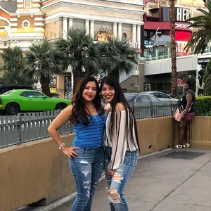 Meet your Posher, Monica